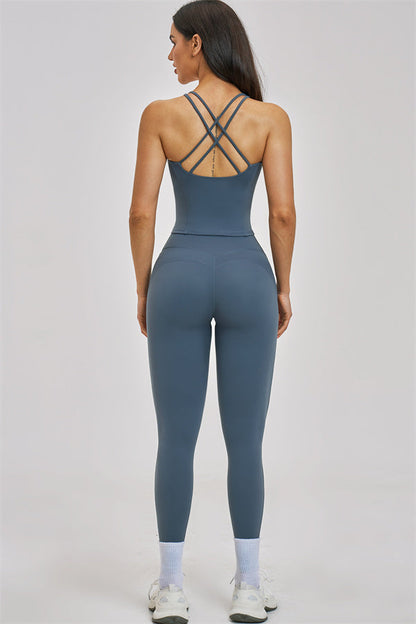 The Zenith Crop Top Leggings 2-Piece Set
