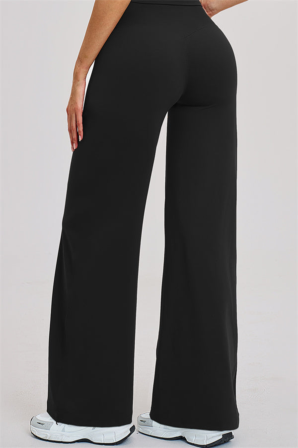 The Dynamic Crop Top Straight Leg Pants 2-Piece Set