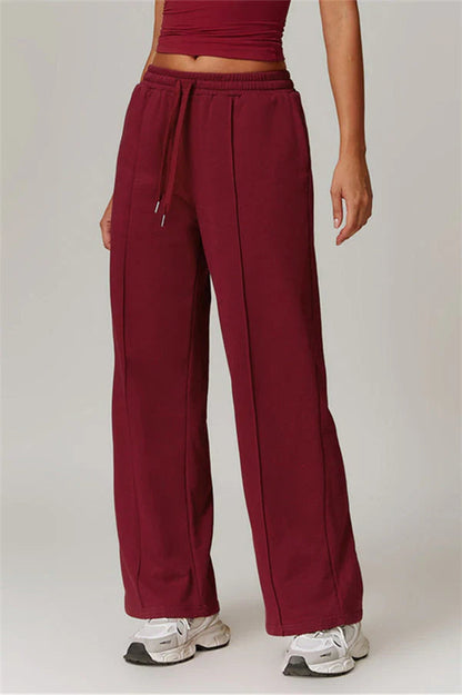 The Motion Crop Top Sweatpants 2-Piece Set