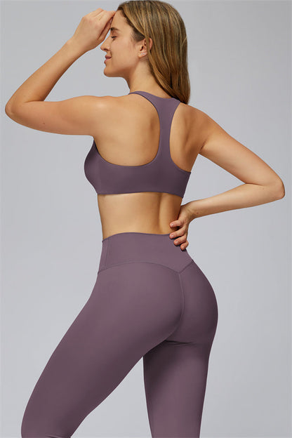 The FlexCore Sports Bra Capri Leggings 2-Piece Set
