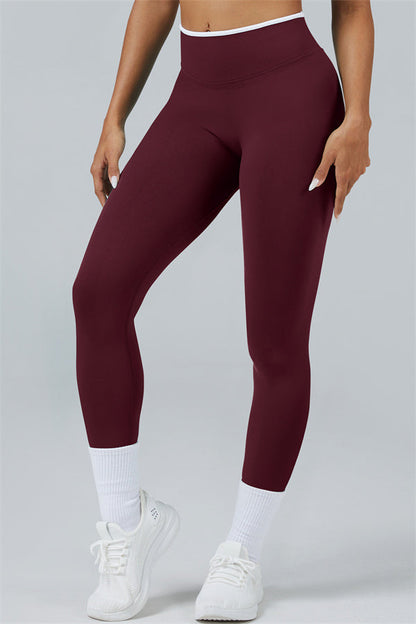 The Elevate Crop Top Leggings 2-Piece Set