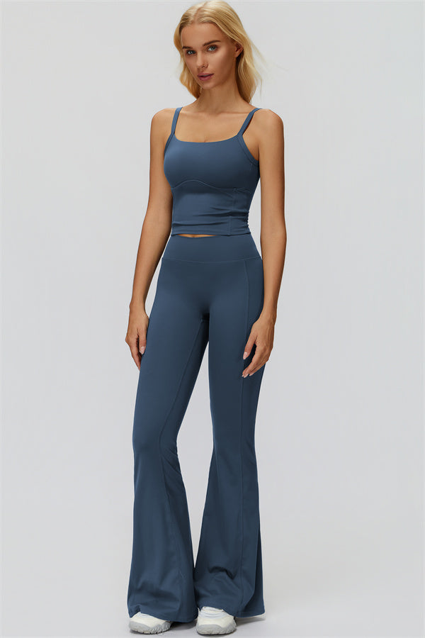 The Fyra Flared Leggings