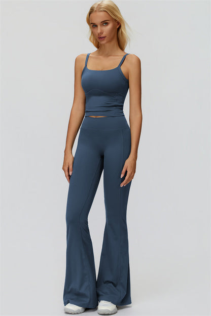 The Fyra Flared Leggings