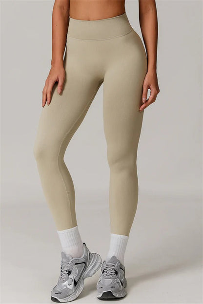 The Nova Luxe Sports Bra Leggings 2-Piece Set