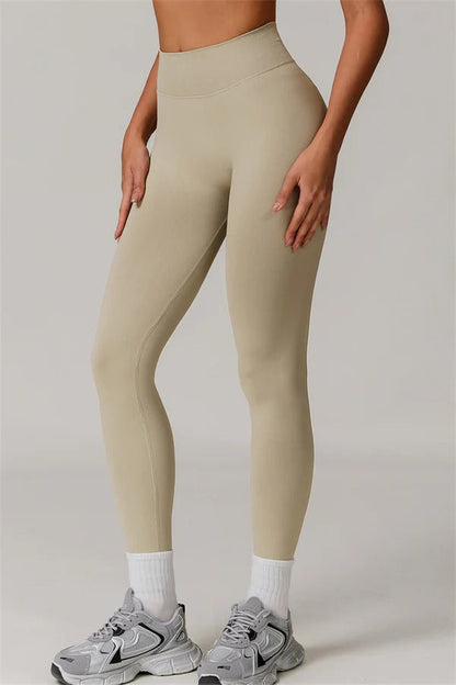 The Nova Luxe Sports Bra Leggings 2-Piece Set