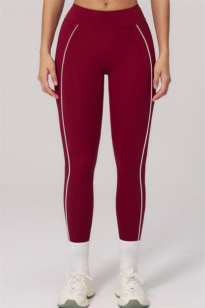 The Clarity Contour Line Sports Bra Leggings 2-Piece Set