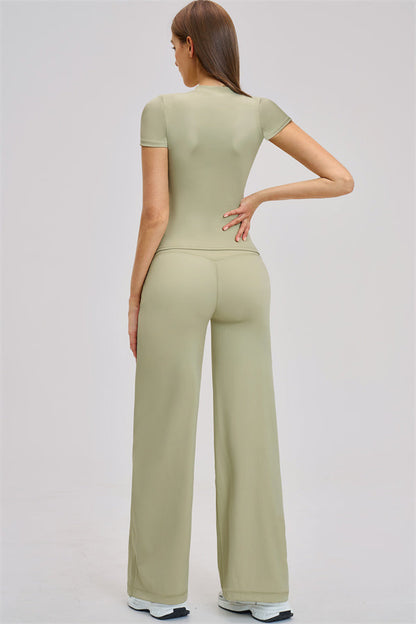The Dynamic T-shirt Straight Leg Pants 2-Piece Set
