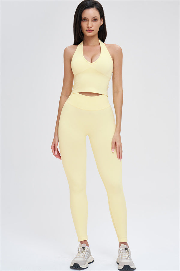 The Whim Sports Bra Leggings 2-Piece Set