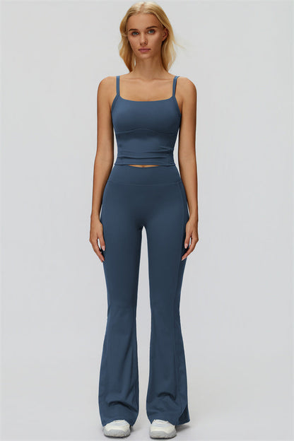 The Fyra Flared Leggings