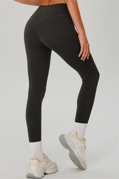 The Solid Sports Bra Leggings 2-Piece Set