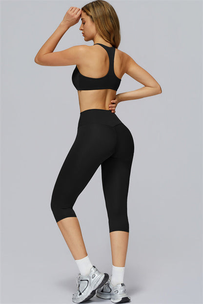 The FlexCore Capri Leggings