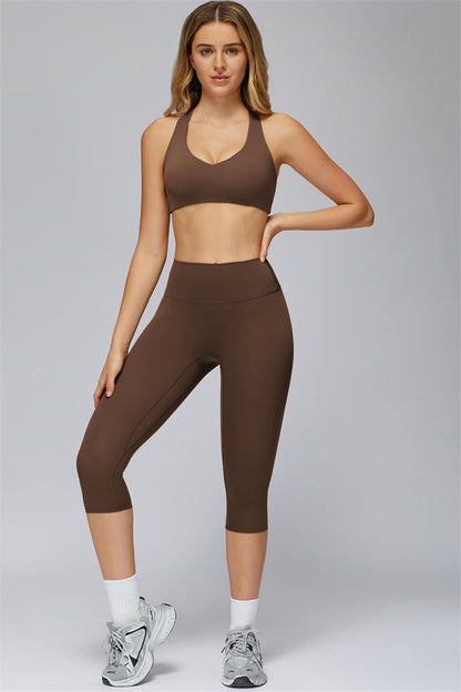 The FlexCore Sports Bra Capri Leggings 2-Piece Set