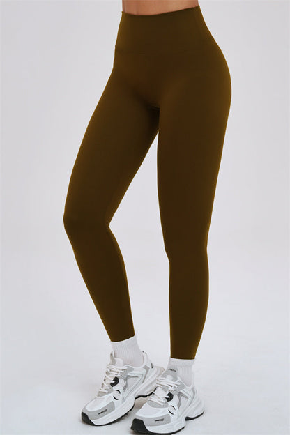 The Svelte Tank Top Leggings 2-Piece Set