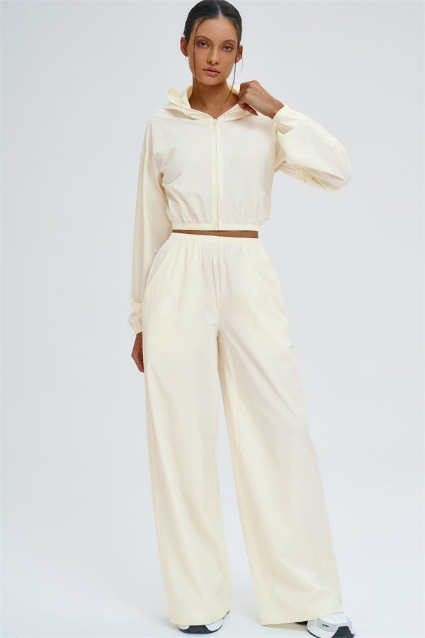 The Svelte UV protection Crop Hoodie Sweatpants 2-Piece Set