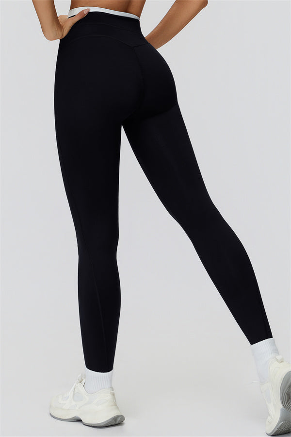 The Canyon Sports Bra Leggings 2-Piece Set