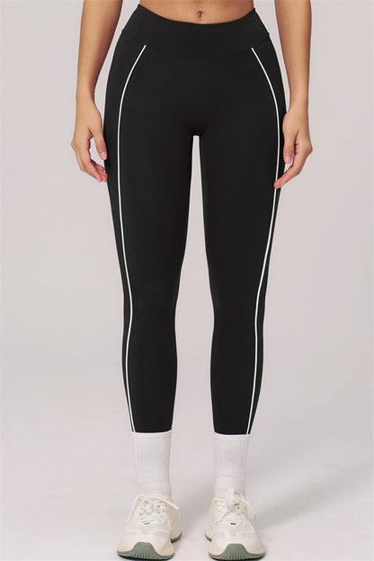 The Clarity Contour Line Sports Bra Leggings 2-Piece Set
