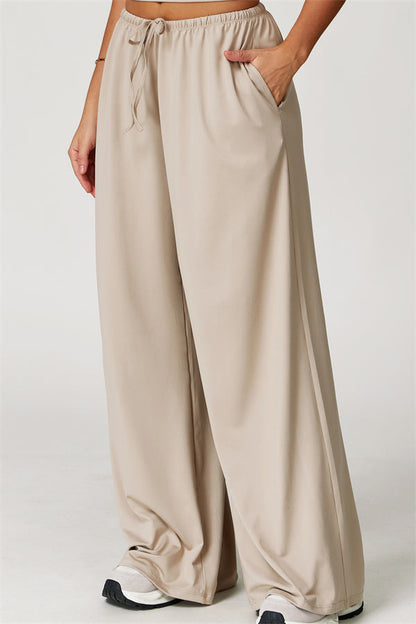 The Sprint Halter Tank Top Sweatpants 2-Piece Set