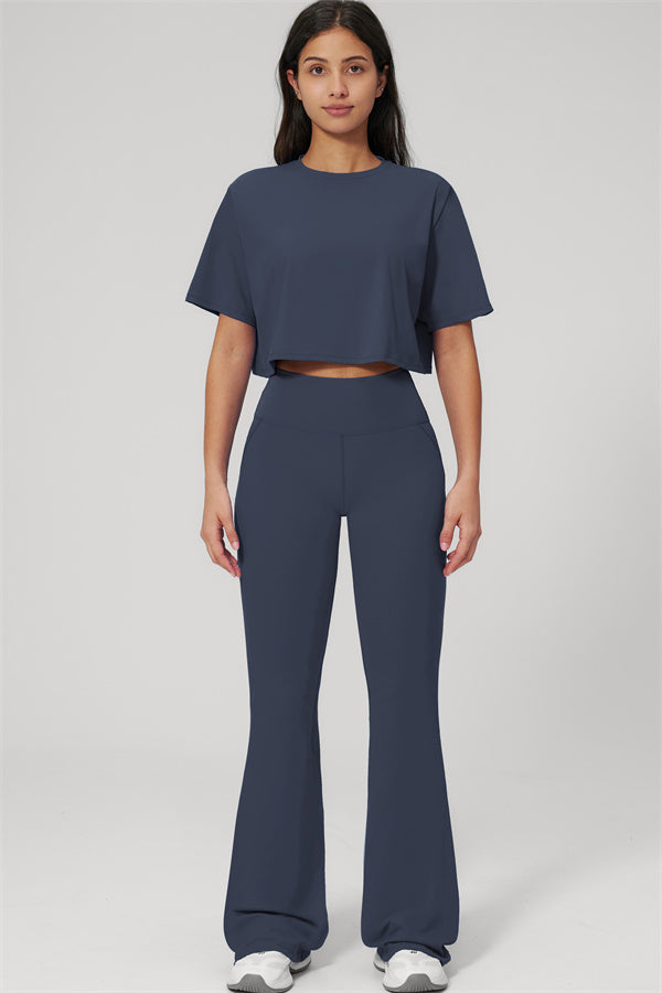 The Bold T-shirt Flared Leggings 2-Piece Set