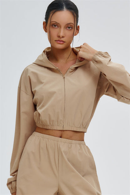 The Svelte UV protection Crop Hoodie Sweatpants 2-Piece Set