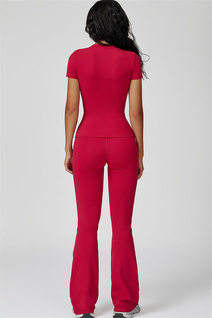 The Oasis T-shirt Flared Leggings 2-Piece Set