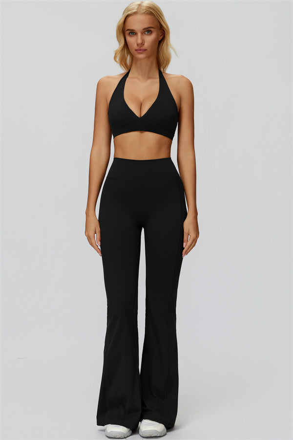The Fyra Sports Bra Flared Leggings 2-Piece Set