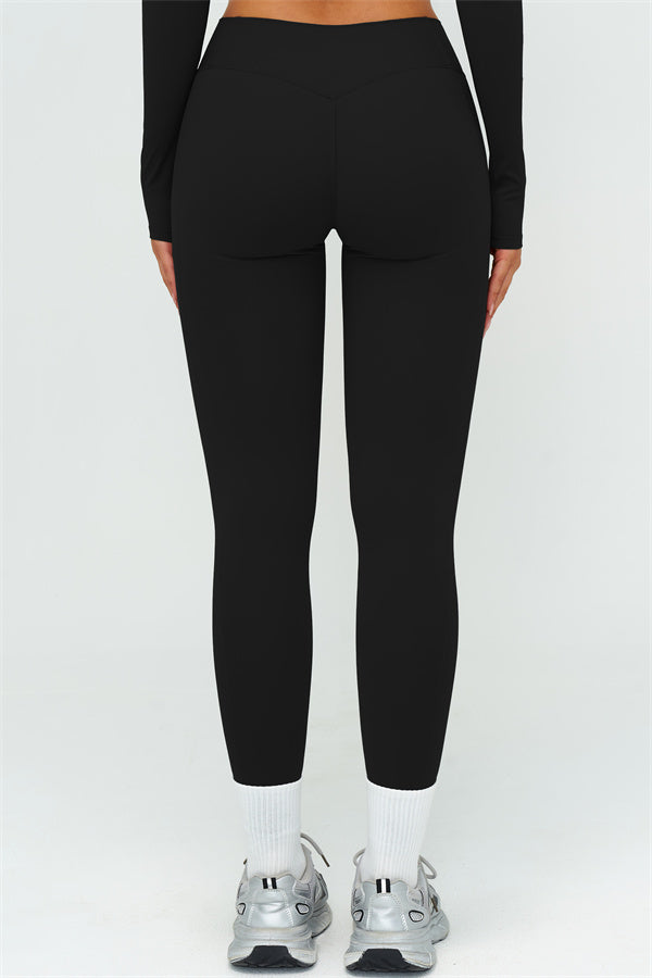The Lushness Y-Back Sports Bra Leggings 2-Piece Set