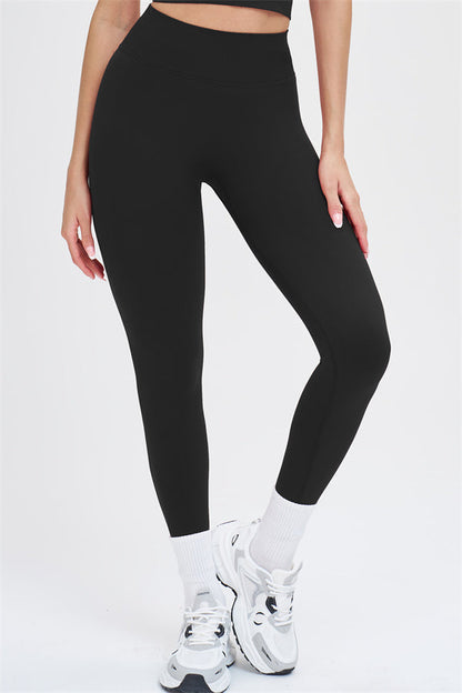 The Whim Sports Bra Leggings 2-Piece Set