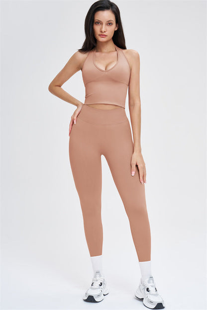 The Whim Sports Bra Leggings 2-Piece Set