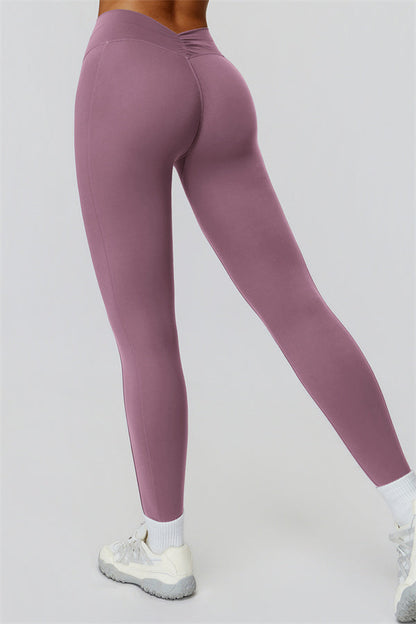 The Fyra Crop Tank Leggings 2-Piece Set