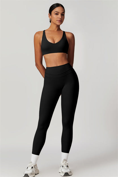 The Enigma Sports Bra Leggings 2-Piece Set