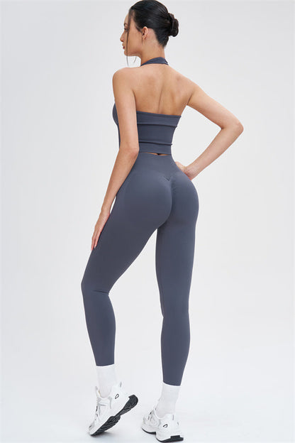 The Whim Sports Bra Leggings 2-Piece Set