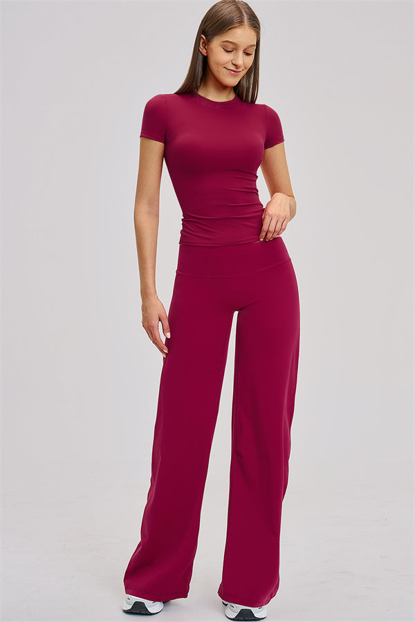 The Dynamic T-shirt Straight Leg Pants 2-Piece Set