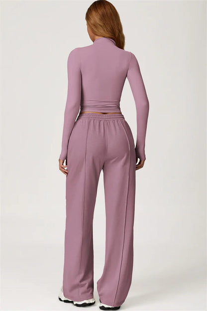 The Motion Crop Top Sweatpants 2-Piece Set