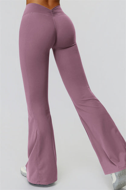 The Fyra Crop Tank Flared Leggings 2-Piece Set