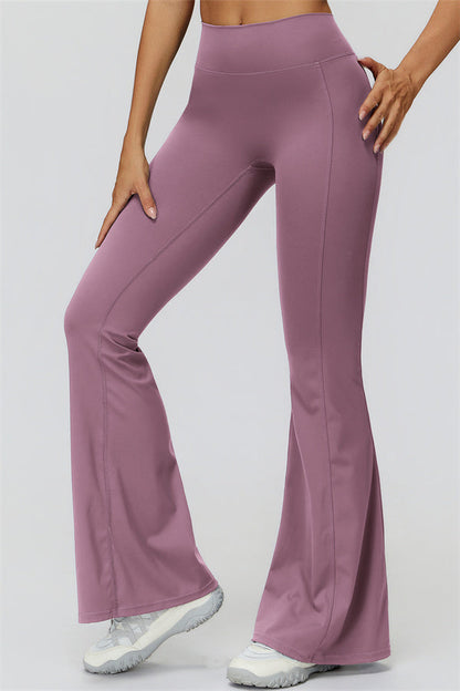 The Fyra Crop Tank Flared Leggings 2-Piece Set