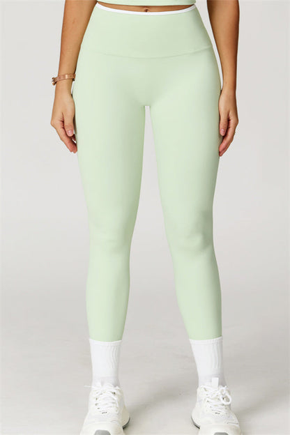 The Quest Cross Back Crop Top Leggings 2-Piece Set
