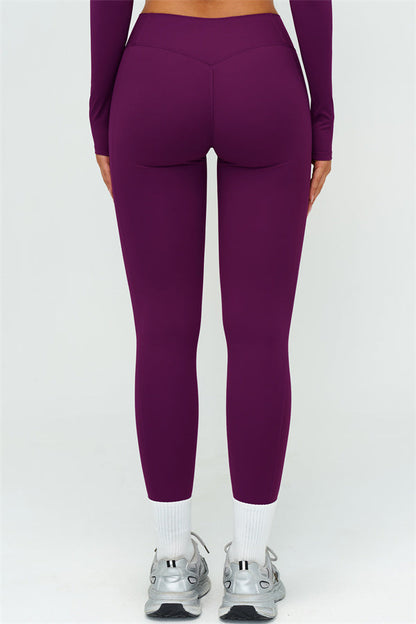 The Lushness Y-Back Sports Bra Leggings 2-Piece Set