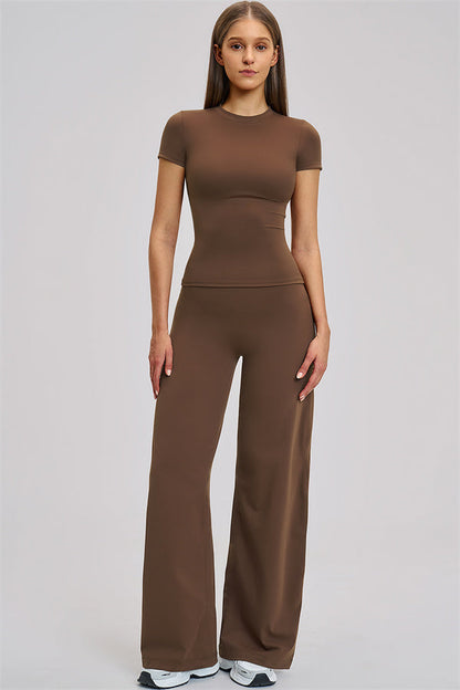 The Dynamic T-shirt Straight Leg Pants 2-Piece Set