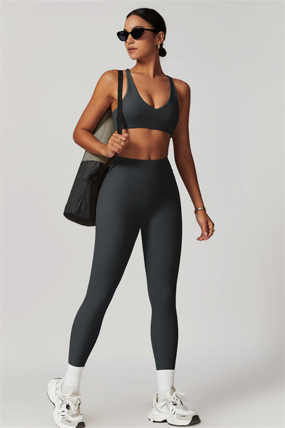 The Enigma Sports Bra Leggings 2-Piece Set