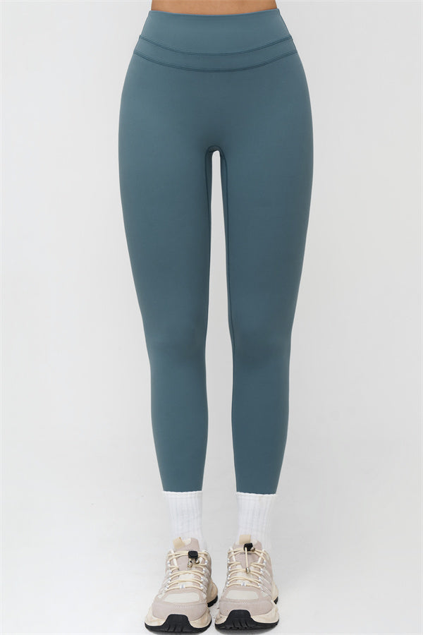 The Stride Crop Top Leggings 2-Piece Set