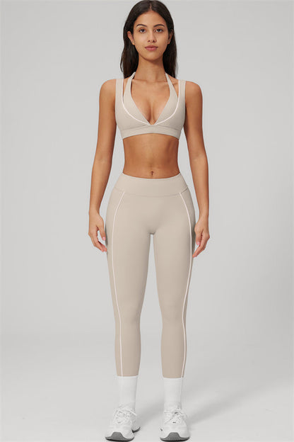The Clarity Contour Line Sports Bra Leggings 2-Piece Set