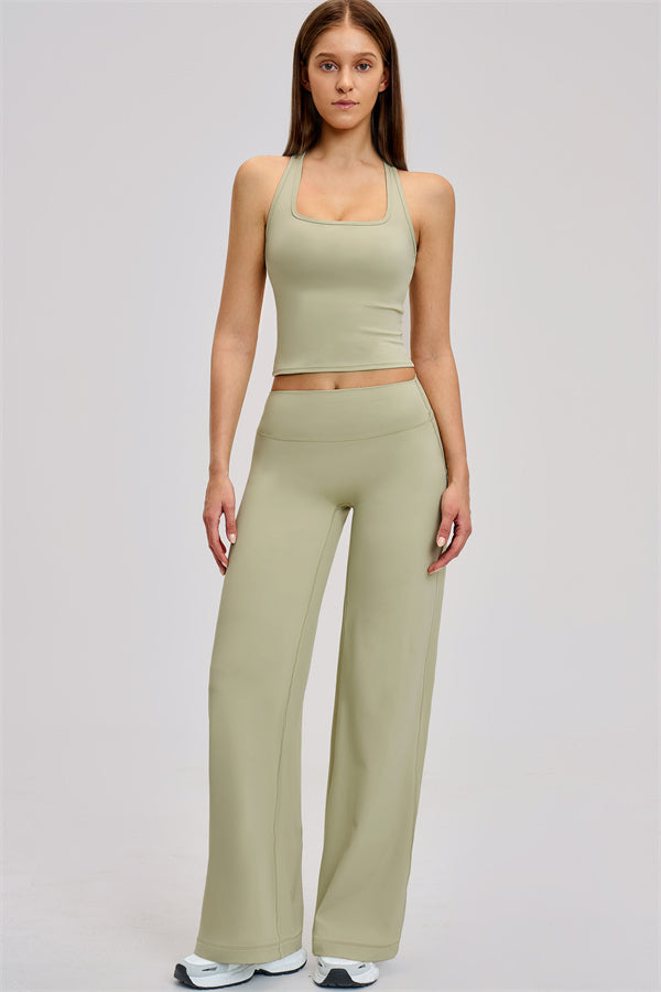 The Dynamic Crop Top Straight Leg Pants 2-Piece Set