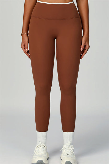 The Quest Sports Bra Leggings 2-Piece Set