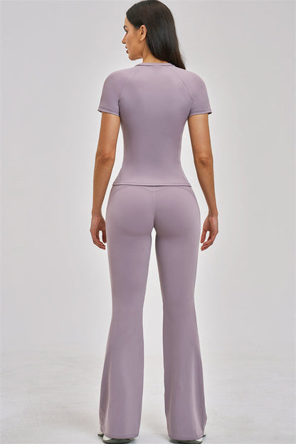 The Zenith T-shirt Flared Leggings 2-Piece Set