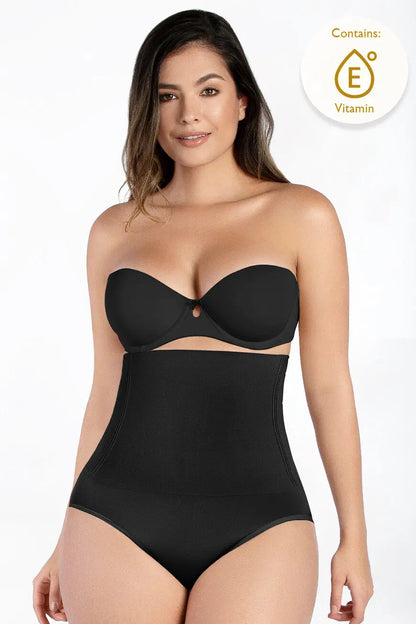 CURVEEZ Briefs Signature Control