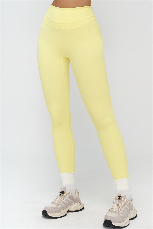 The Stride Crop Top Leggings 2-Piece Set