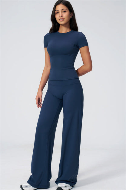 The Dynamic T-shirt Straight Leg Pants 2-Piece Set