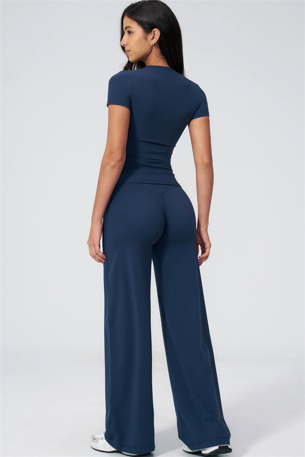 The Dynamic T-shirt Straight Leg Pants 2-Piece Set
