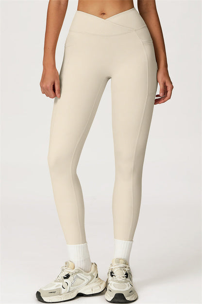 The Glacier Sports Bra Leggings 2-Piece Set