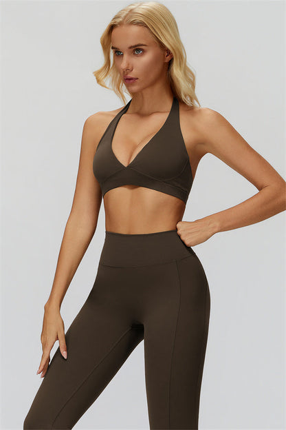 The Fyra Sports Bra Flared Leggings 2-Piece Set